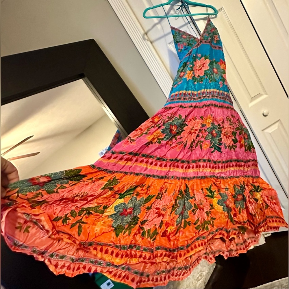 ‼️RARE‼️🎸Farm Rio x Anthropologie🎸🔥NWT🔥Floral Midi Dress— Size XS - Picture 9 of 13